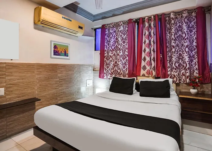 Hotel O Kanchan Palace Ahmedabad